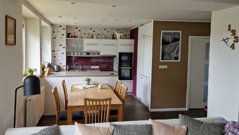 Jídelní stůl s židlemi - 3