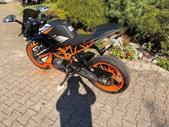 KTM RC 125 - 3