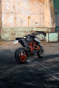 KTM SUPERDUKE 1290 R - 3