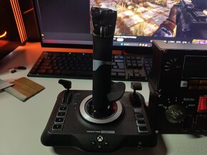 Velocity one flight stick + Logitech G Saitek - 3
