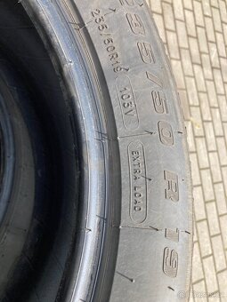 Celoroční pneu 235/50 R19 - 3