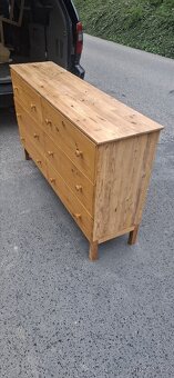 Dřevěná komoda IKEA Tarva - 3