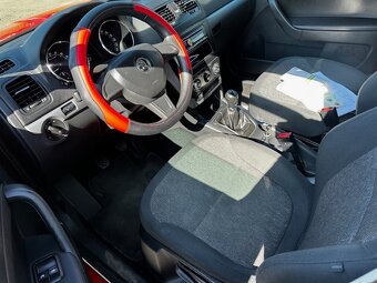 Škoda Yeti 2.0TDi 4x4, r.2014, rozvody, serviska, 1.maj. - 3