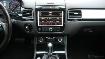 Prodám VW Touareg 3.0 TDi, 180 kw, DSG, pohon 4x4, r.v.5/201 - 3