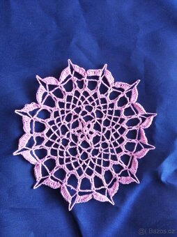 Ručně háčkované dečky 20 cm - 3