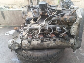 Motor 1.9 trrafik - 3