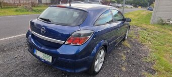 Opel Astra GTC - 3