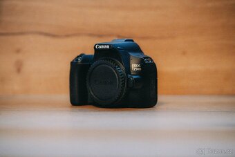 Canon EOS 250D + 3 objektivy - 3