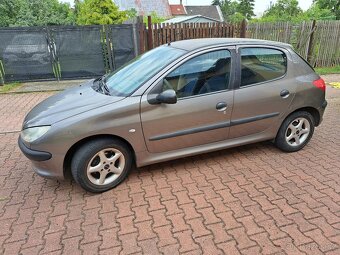 Peugeot 206 1.4 55kw r.v 2000 - 3