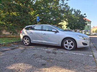 VOLVO V60 D3 - 5-válec 120kw - 3