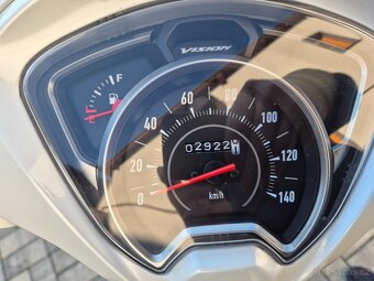 Honda Vision 110,2021,2900 km - 3