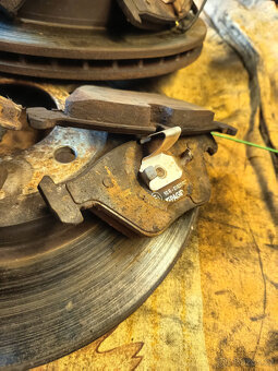 BMW E46 Přední brzdy 3.0i - 3