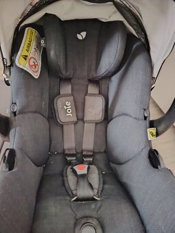 Černá autosedačka vajíčko Joie i-gemm3 top stav - 3