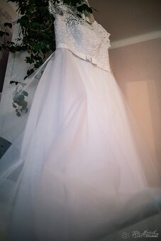Prodej svatebních šatů - 3