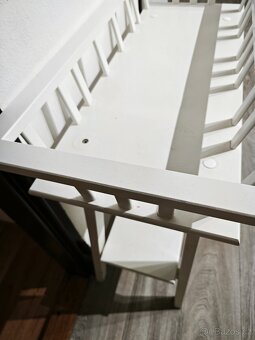 Bílý odkládací stolek IKEA - 3