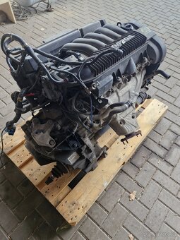 motor prevodovka Volvo 2.4 125kw B 5244 S4 - 3