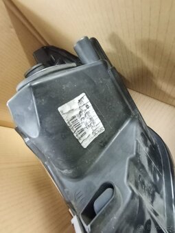 Škoda Fabia 2 - přední světlomety - 3