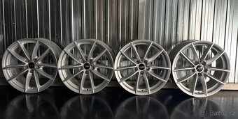 #7 Elektróny originál Audi r18 - 3