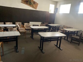 Vybavení hospody stoly , židle a další - 3