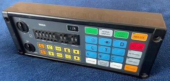 Radiostanice z lokomotivy Tesla TRS - 3