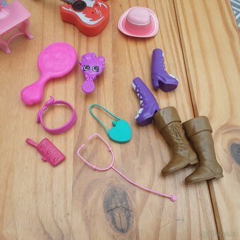 Barbie doplnky - 3