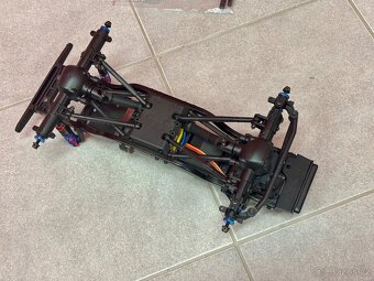 Expediční podvozek MST CMX - 3