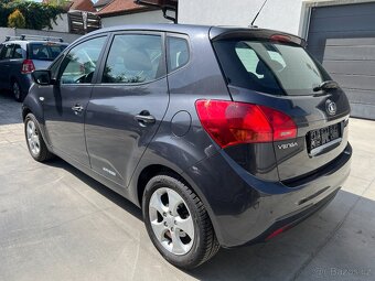 KIA VENGA 1,4i 66KW 1.MAJITEL 48000KM TEMPOMAT PARK.SENZORY - 3