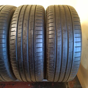 Pirelli P Zero 225/50 R18 99W 2x5,5mm, 2x 4,5-5mm - 3
