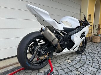 Suzuki gsx-r 750 K5, okruhovka - 3