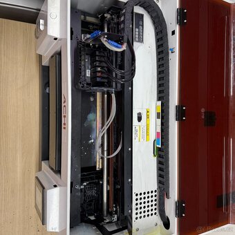 UV tiskárna Achi A3 – potisk hrnků, dřeva, skla i plastu - 3