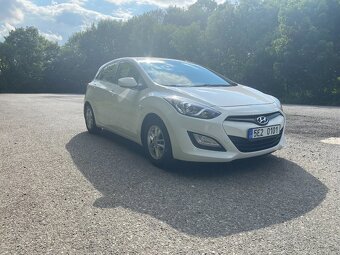 Hyundai i30 Hatchback 1.4i 73 kW - 3