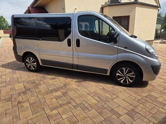 Opel Vivaro 2.0CDTI 84Kw 8-Míst - 3