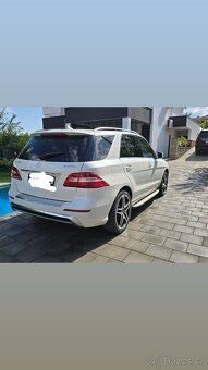 Mercedes-Benz ML350 Bluetec 4MATIC - 3