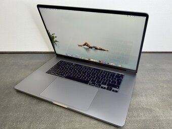 MacBook Pro 16'' 2019 / i7 / 16GB / 512GB SSD / Space Gray - 3