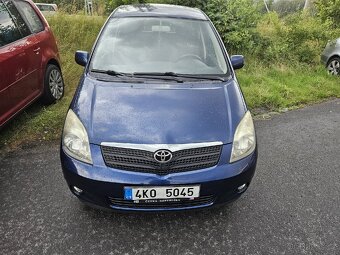 Toyota Corolla Verso 2.0 diesel r.v.2003 - 3