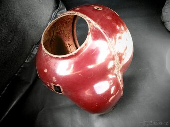 Maska s lemem JAWA Perak Ogar Zbrojovka - 3