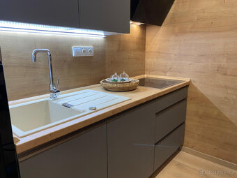 PRONÁJEM BYTU 2+KK, HORNÍ VALY, UHERSKÝ BROD - 3