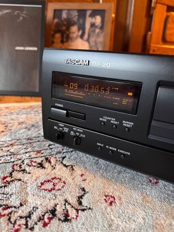 TASCAM DA-20 - 3