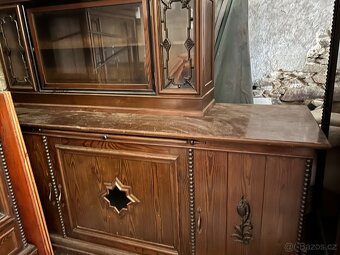 Skleník, starožitná skříň, vitrina - 3