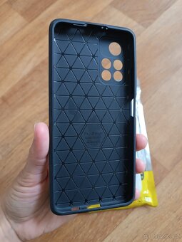 Kryt pro Xiaomi Poco M4 Pro 5G - 3