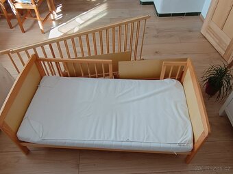 Rostoucí dřevěné dětské postýlky. - 3