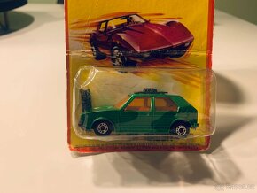 MATCHBOX VW GOLF -RARITA-červený interier - 3