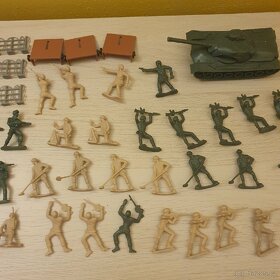 Plastoví vojáčci ArmyForces. - 3