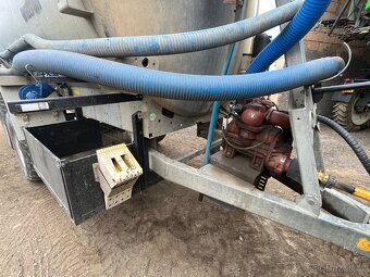 Cisterna za traktor. - 3
