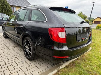 Superb kombi 2.0tsi 147kw DSG Automat Xenony Alcantara - 3