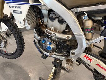 Yamaha yzf 250 - 3