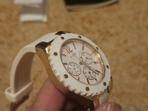 Dámské hodinky Guess - 3