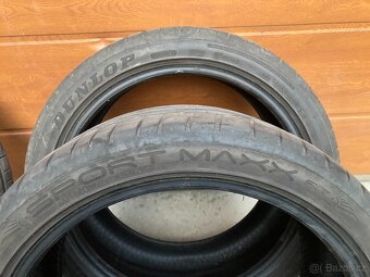 pneu 225/40R18 - 3