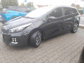 KIA CEED 1,6 CRDI GT LINE AUTOMAT - 3