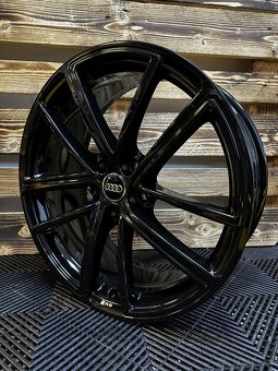 BMW 5 G30, G31 - orig. ALU disky 5x112 R17 - 3